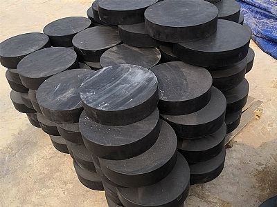 嘉定区板式橡胶支座由若干层橡胶片与薄钢板经加压硫化
